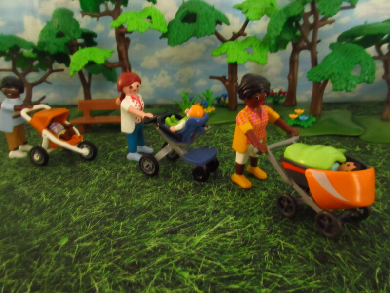 It's Springtime in Eastgate Park for the Playmobil people in our house...