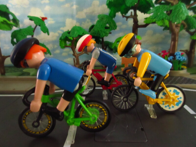 It's Springtime in Eastgate Park for the Playmobil people in our house...