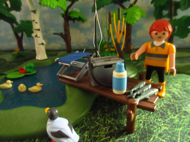 It's Springtime in Eastgate Park for the Playmobil people in our house...