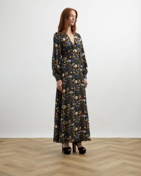 I need a swanky frock !