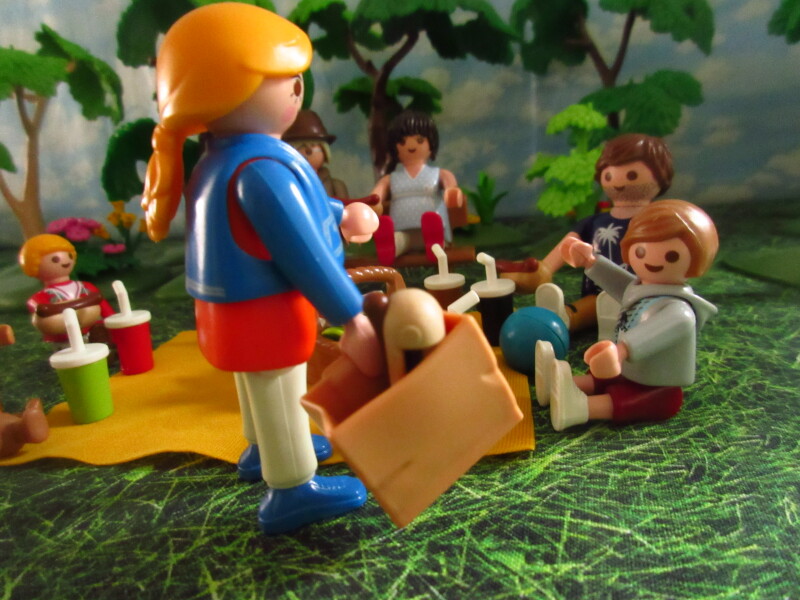 It's Springtime in Eastgate Park for the Playmobil people in our house...