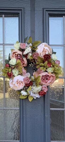 What do you think of non Christmas wreaths?