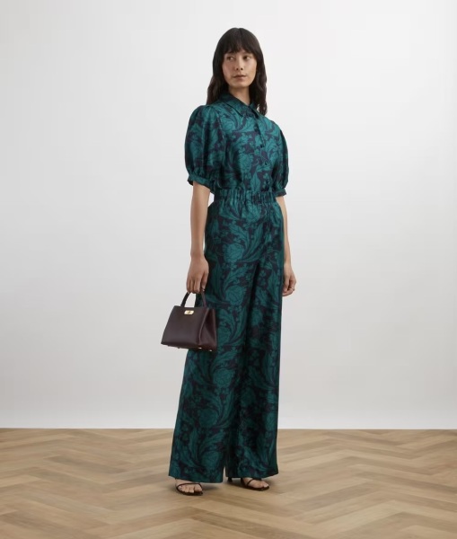 I need a swanky frock !
