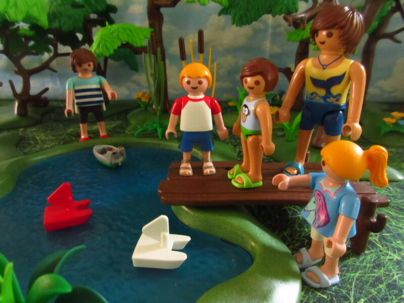It's Springtime in Eastgate Park for the Playmobil people in our house...