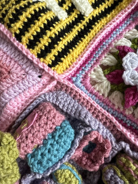 Part 2. Our blanket making for lovely waffle heads into its final stages.
