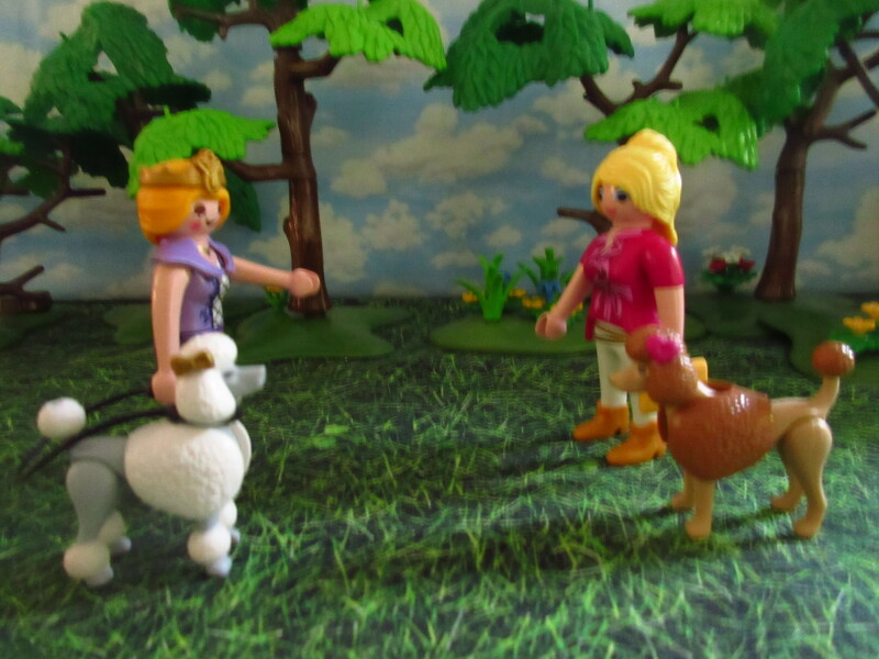 It's Springtime in Eastgate Park for the Playmobil people in our house...