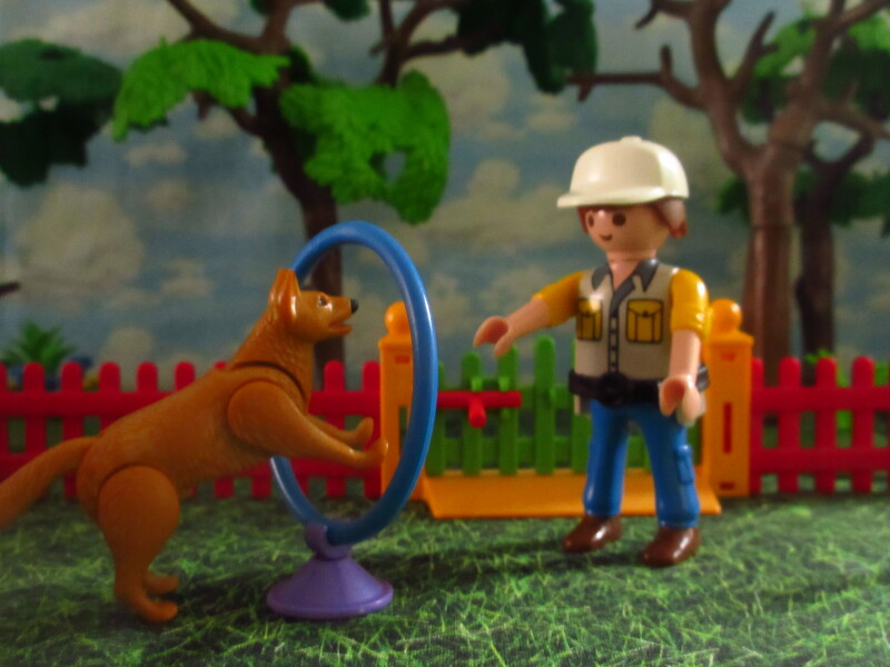 It's Springtime in Eastgate Park for the Playmobil people in our house...
