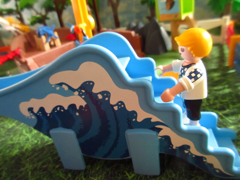 It's Springtime in Eastgate Park for the Playmobil people in our house...