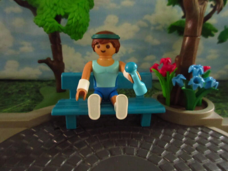 It's Springtime in Eastgate Park for the Playmobil people in our house...