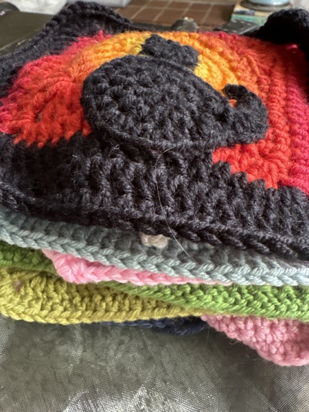 Part 2. Our blanket making for lovely waffle heads into its final stages.