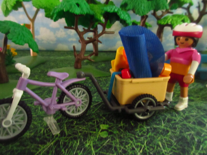 It's Springtime in Eastgate Park for the Playmobil people in our house...