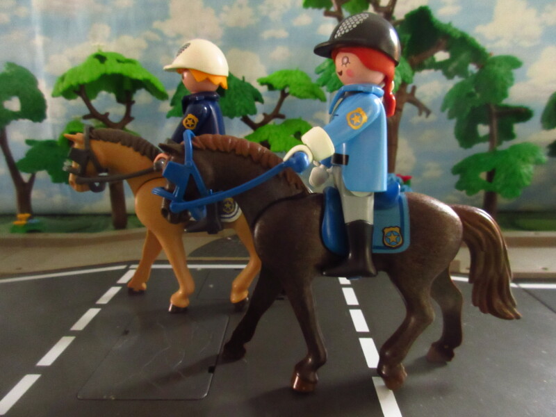 It's Springtime in Eastgate Park for the Playmobil people in our house...