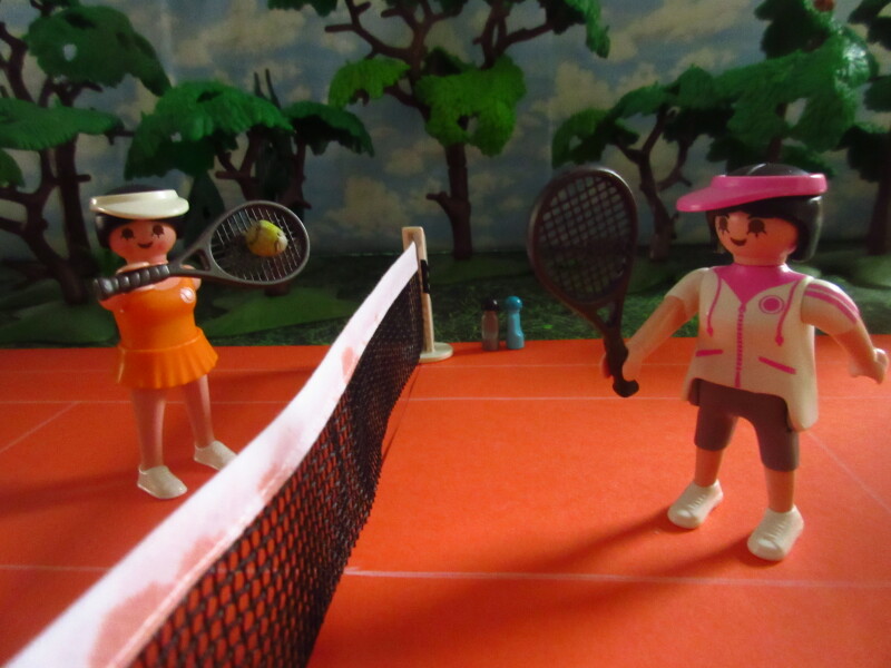 It's Springtime in Eastgate Park for the Playmobil people in our house...