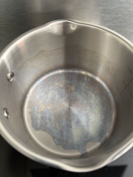 Stainless steel pan staining