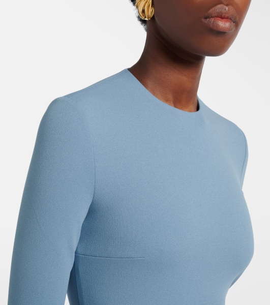 What should I wear to a black tie celebrity wedding?