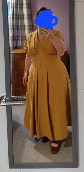 Urgent interview outfit help please!