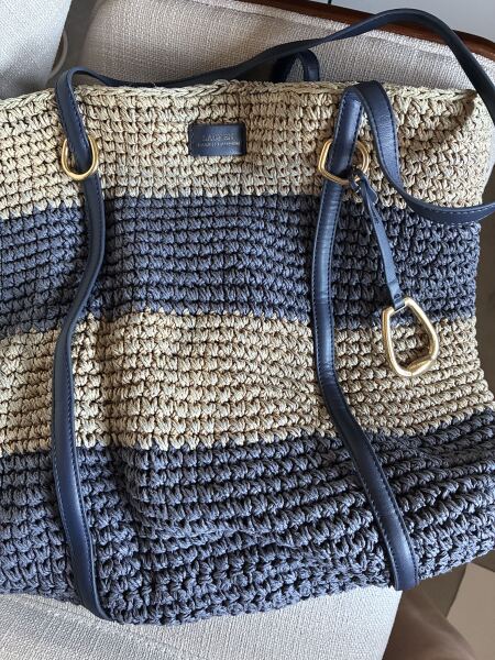 How to clean/revive rafia/straw bag