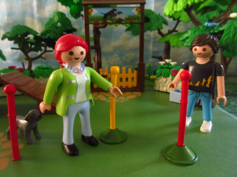 It's Springtime in Eastgate Park for the Playmobil people in our house...