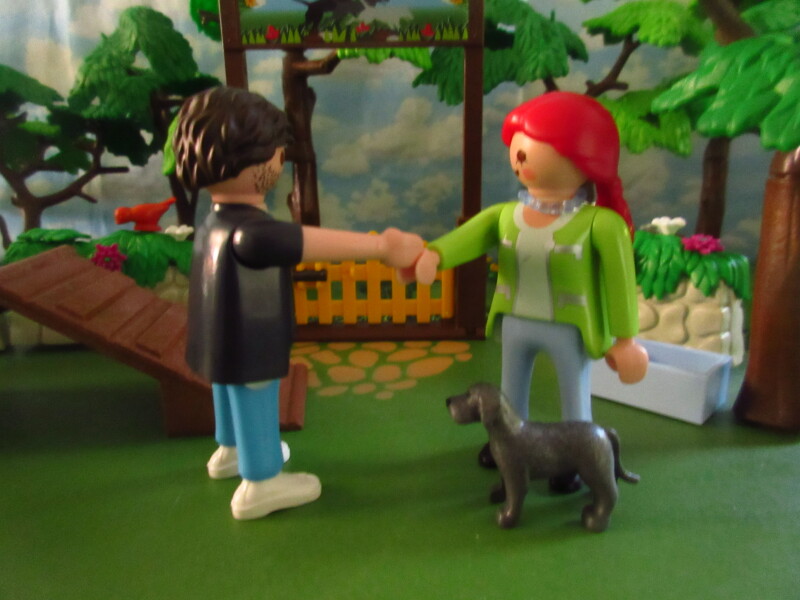 It's Springtime in Eastgate Park for the Playmobil people in our house...