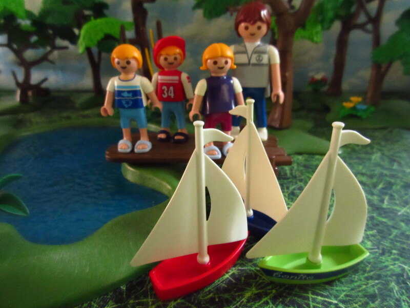 It's Springtime in Eastgate Park for the Playmobil people in our house...