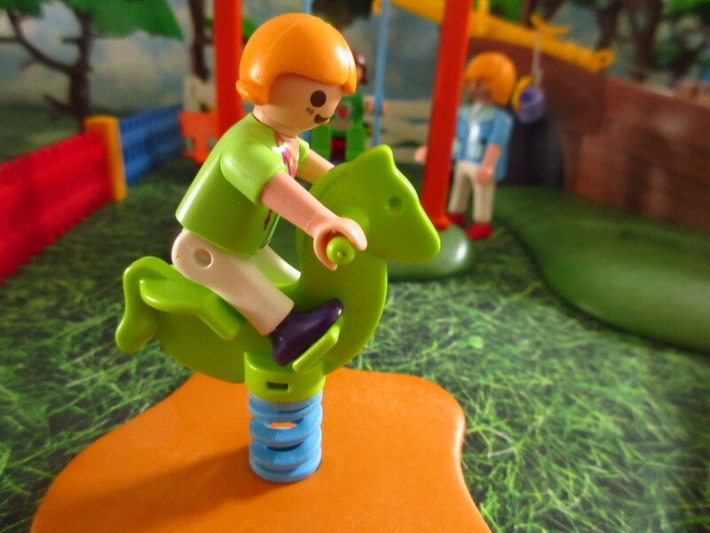 It's Springtime in Eastgate Park for the Playmobil people in our house...