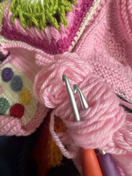 Part 2. Our blanket making for lovely waffle heads into its final stages.
