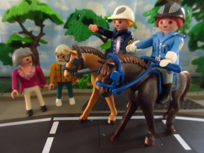 It's Springtime in Eastgate Park for the Playmobil people in our house...