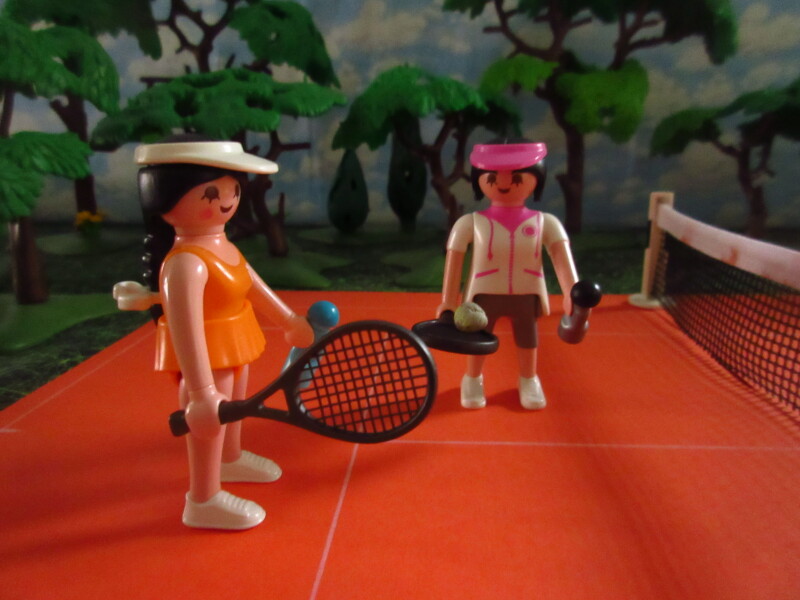 It's Springtime in Eastgate Park for the Playmobil people in our house...