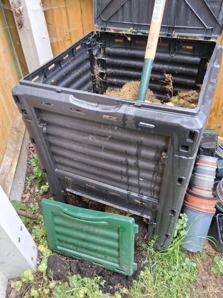 Composting and rodents