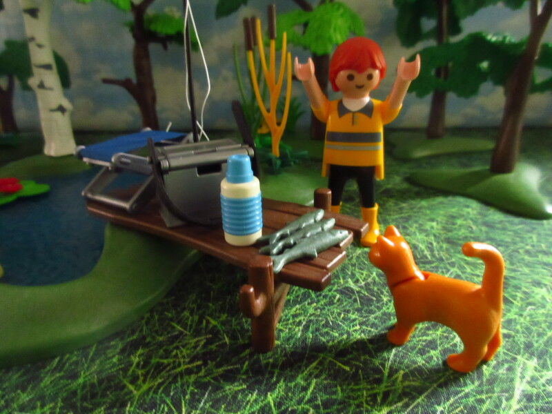 It's Springtime in Eastgate Park for the Playmobil people in our house...