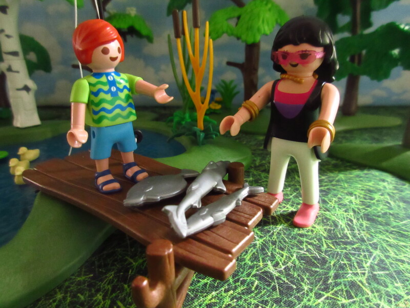 It's Springtime in Eastgate Park for the Playmobil people in our house...