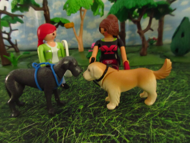 It's Springtime in Eastgate Park for the Playmobil people in our house...