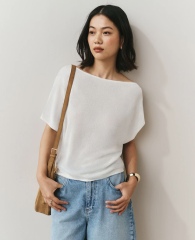 Help dress an 18-20 woman to be cool and comfy this summer