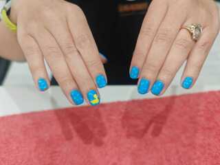 I want to see your nails!