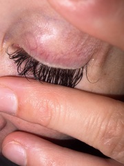 Lash trial before wedding, are these extensions applied too far out?