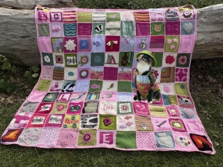 Part 2. Our blanket making for lovely waffle heads into its final stages.