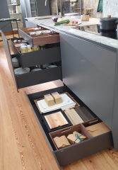 Talk to me about kitchen peninsulas