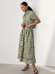 Dress recommendations for July wedding in Ireland