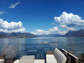 Italian Lakes in June: Bellagio or Menaggio, and is five nights better?