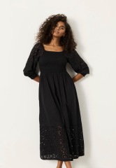 Child's graduation but seeing (stbex)H so need something drop-dead gorgeous  but elegant and wont make me look like mutton.