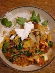 Meal planning, sharing recipes and ideas to make the weekly budget go further.