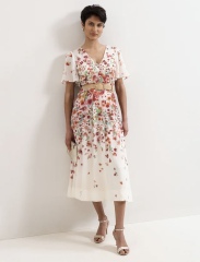 I need a wedding outfit that ticks specific boxes