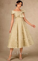 Where to look for mother of the groom outfits.