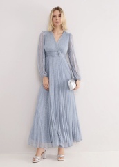 I need a wedding outfit that ticks specific boxes