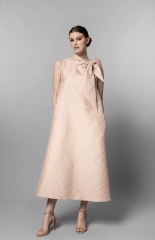 What should I wear to a black tie celebrity wedding?