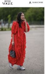 What would you wear for a dinner at a Michelin starred restaurant this weekend ?