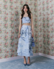 Where can I find a flowing two-piece trouser set on the high street?