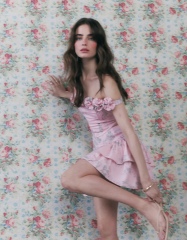Where can I find a flowing two-piece trouser set on the high street?