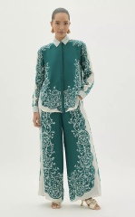 Where can I find a flowing two-piece trouser set on the high street?