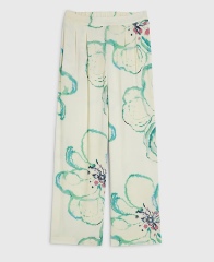 Where can I find a flowing two-piece trouser set on the high street?